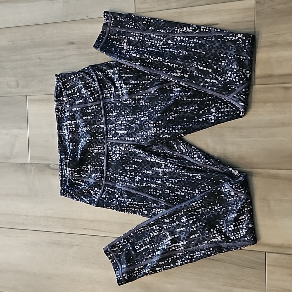 Athleta Leggings with Pocket